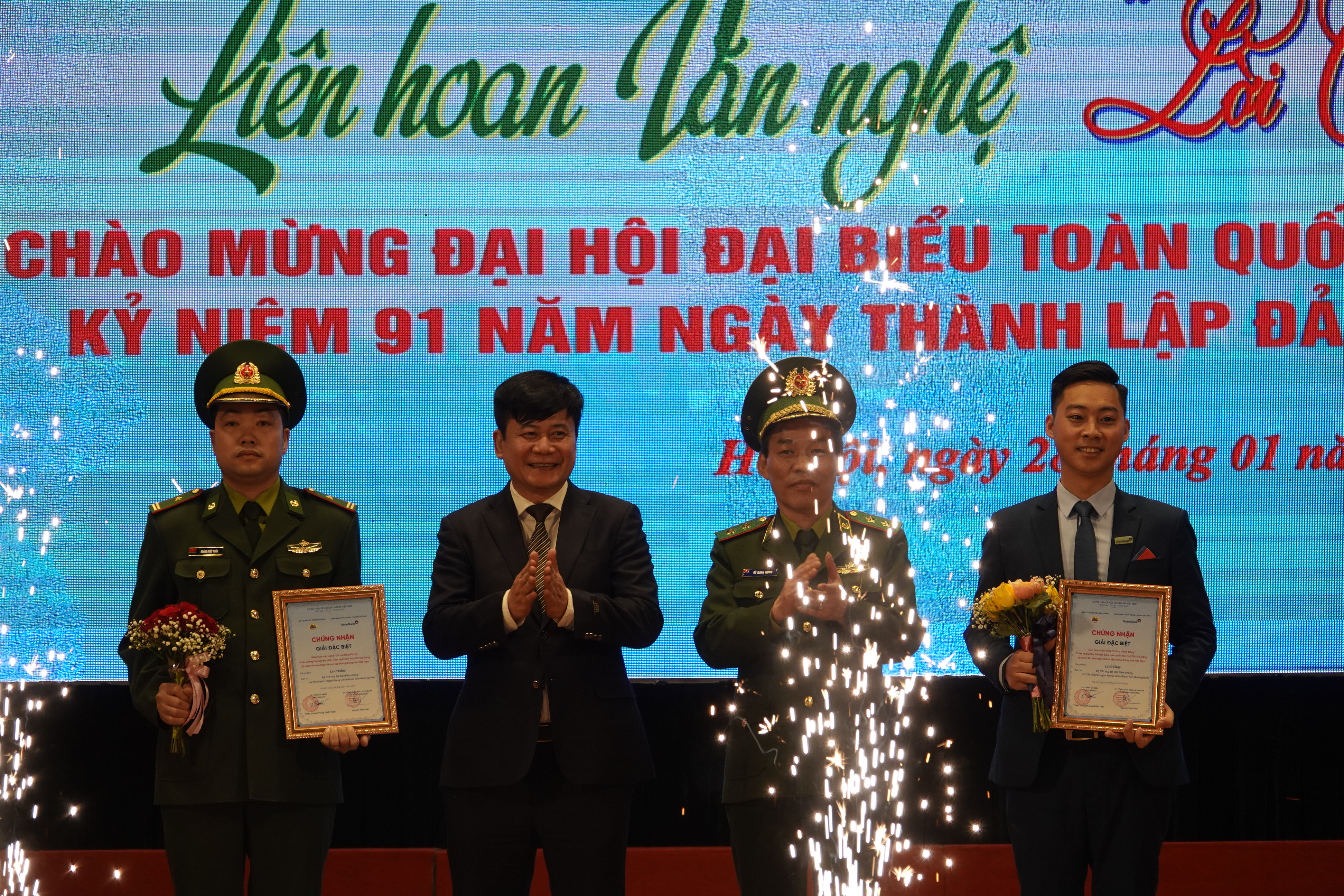 “Lời ca dâng Đảng” góp phần xây dựng biên giới lòng dân